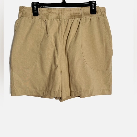 Karen Scott Tan Shorts with Elastic Waistband - Picture 1 of 3